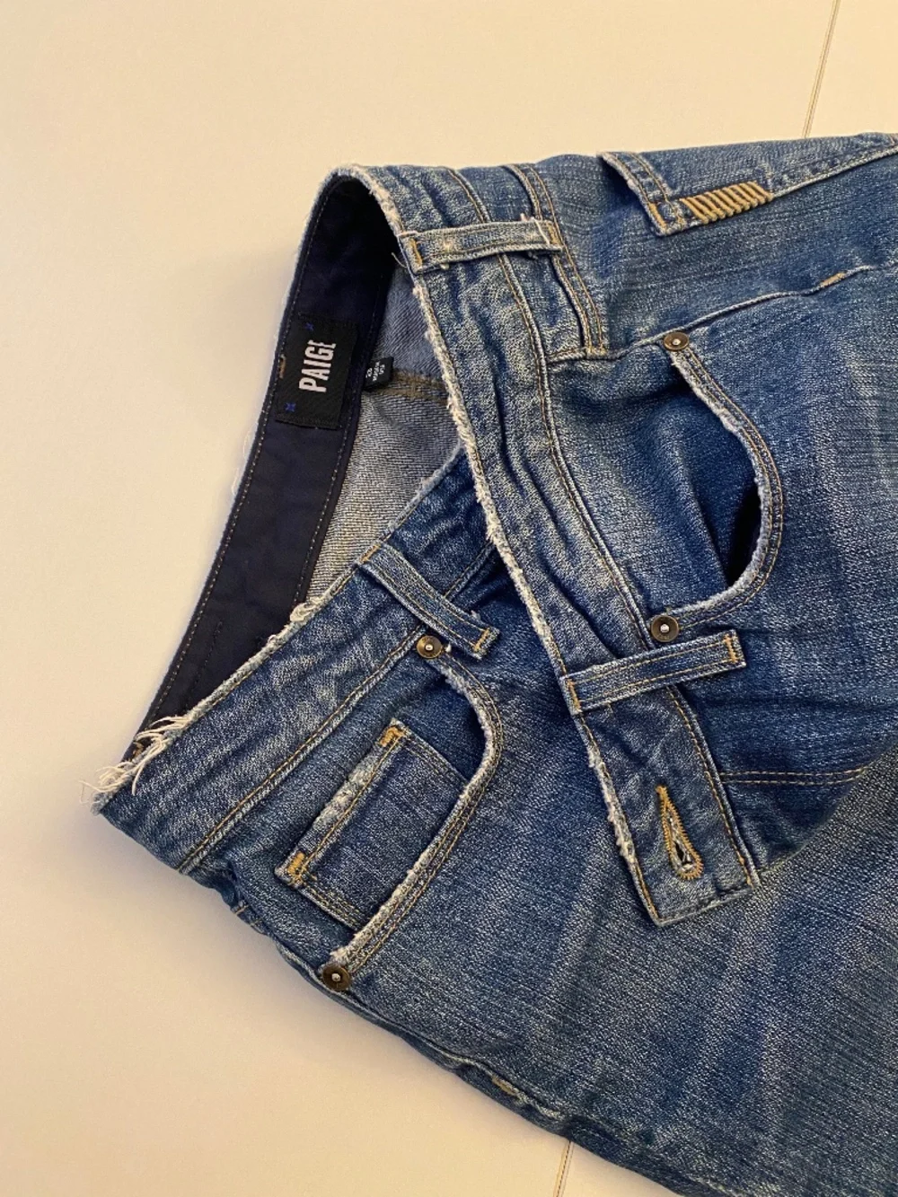 PAIGE Julia Straight Leg Jeans Sz 28 James Wash - Distressed Waist & Raw Hem